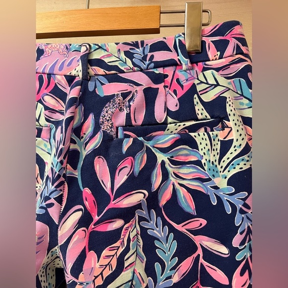 ⚪️ Lily Pulitzer Colorful Leaf Print Shorts size 4 fun summer colourful - Picture 8 of 8